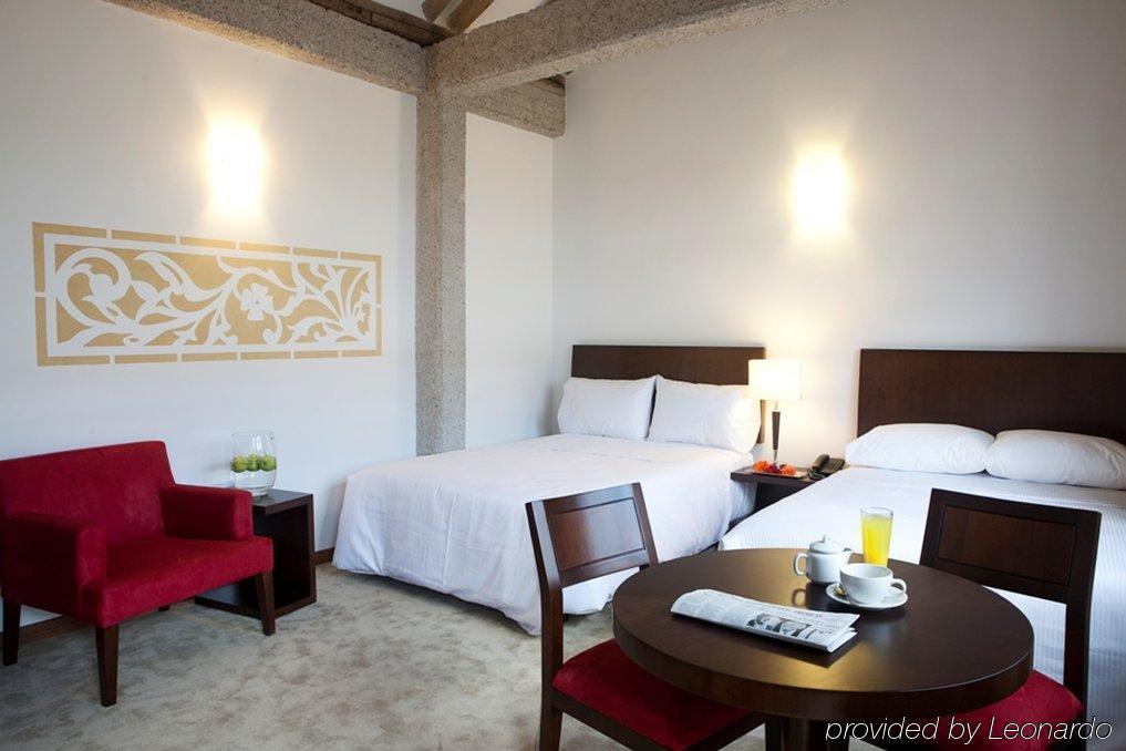 Hotel Casa De La Botica Bogotá Cameră foto
